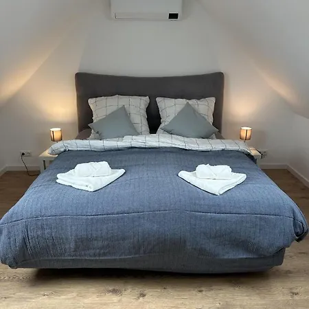 Kapellmeister Apartment: 4 AC Bedrooms, Smart TV & Big Sofa Magdeburg Exterior photo