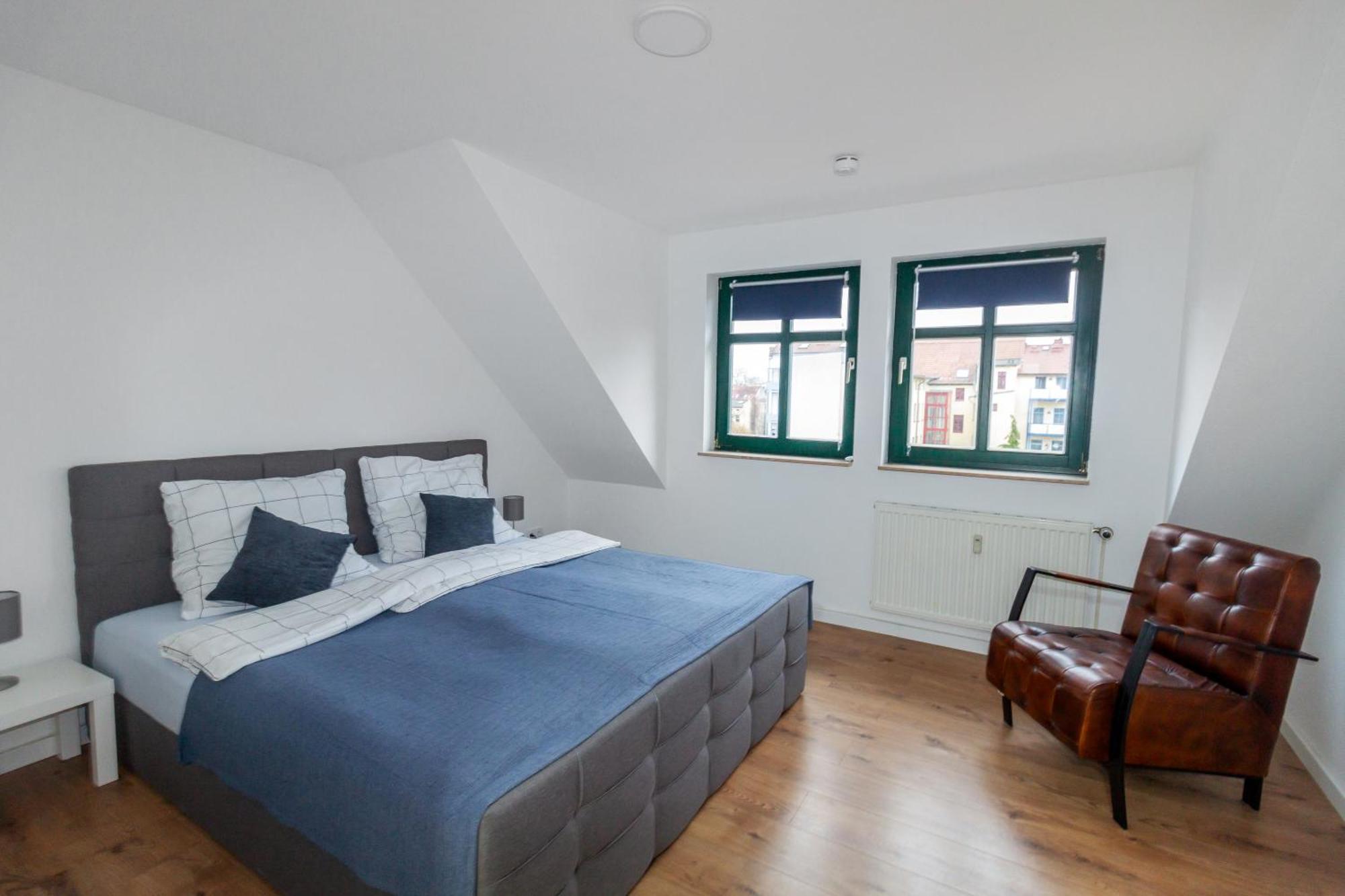 Kapellmeister Apartment: 4 Ac Bedrooms, Smart Tv & Big Sofa * Magdeburg